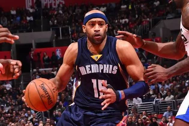 仅让球迷和 仅让球迷和